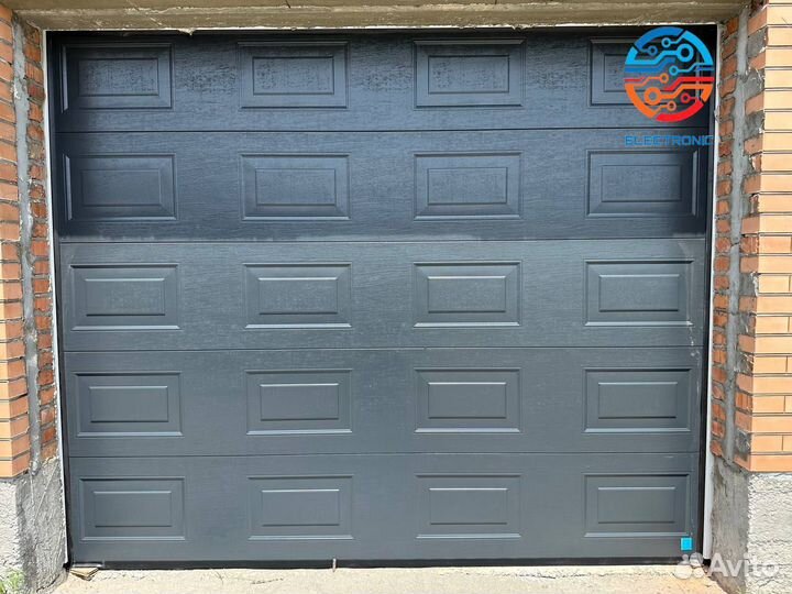 Секционные ворота