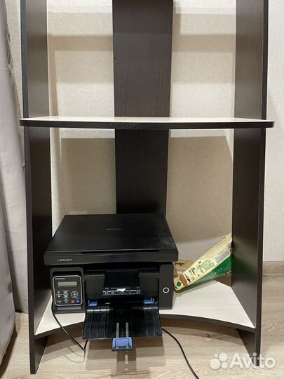 Рабочий, компьютерный стол