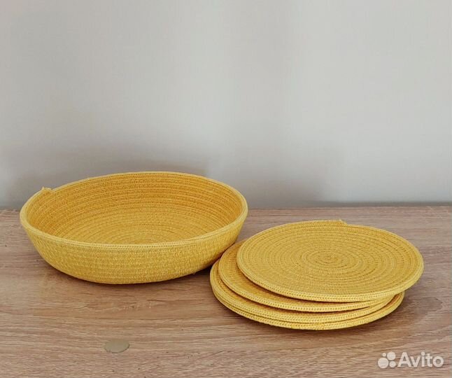 Корзина интерьерная с подстаканиками