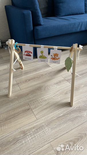 Развиваюший тренажер с игрушками, мобиль