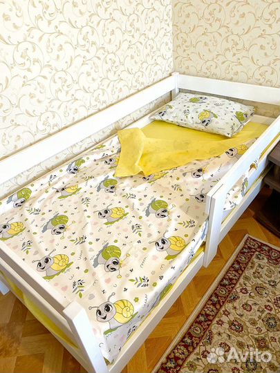 Детская кровать с бортиком