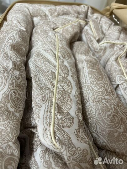 Одеяло двухспальное новое