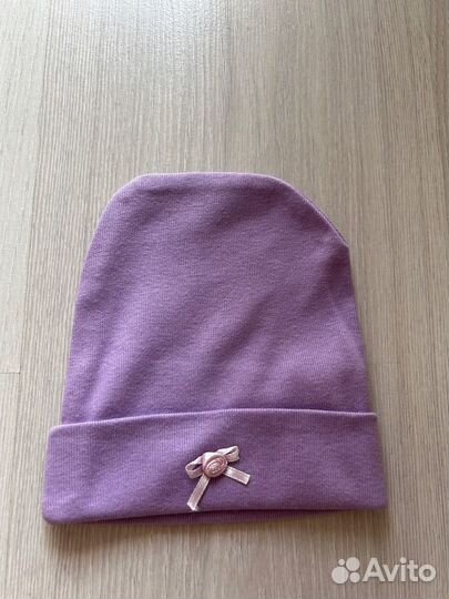 Три шапки для новорожденного