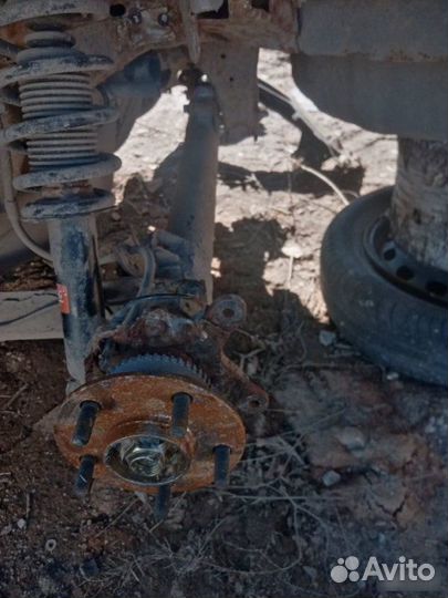 Балка задняя Nissan Primera P12 2003