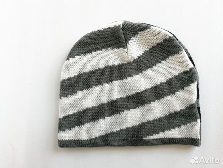 Шапка спортивная, флаг