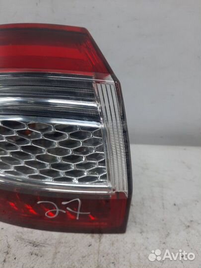 Фонарь задний левый Ford Mondeo универсал 1.6 T1BB