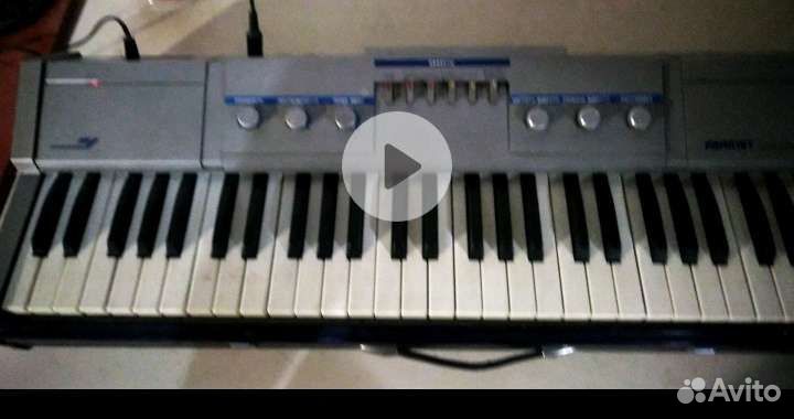 Синтезатор