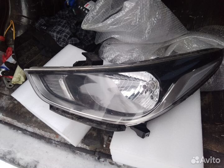 Фара левая Hyundai Solaris 2017-19