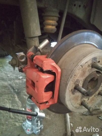 Задний суппорт ручник стояночный тормоз Ssangyong