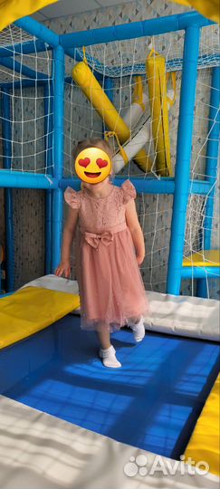 Платье нарядное 110