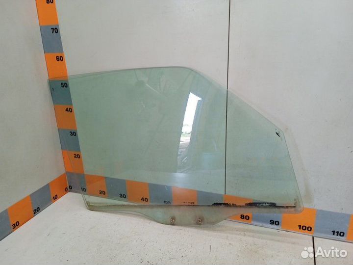Стекло двери передней правой Mitsubishi Pajero 3