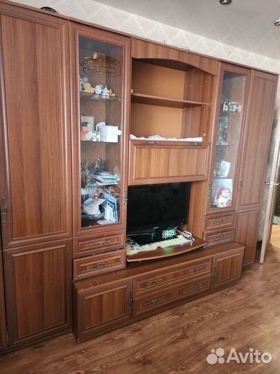 Стенка гостинная со шкафом