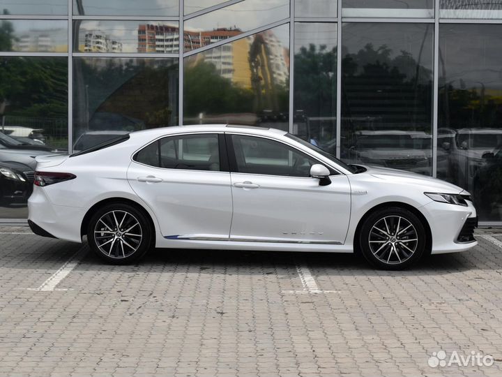 Toyota Camry 2.5 CVT, 2022, 84 км