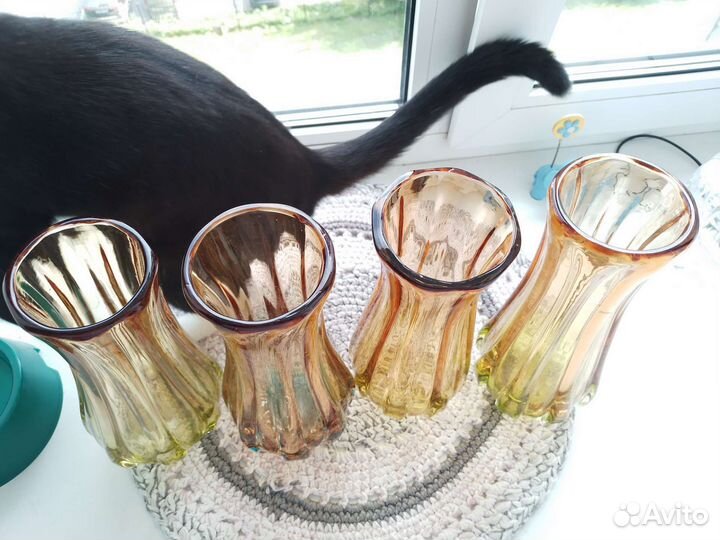 Ваза цветное гутное стекло 70 годы