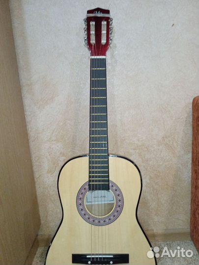 Классическая гитара шестиструнная бу