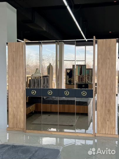 Спальный гарнитур Флоренция