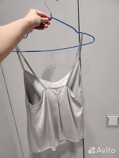 Маечка с бретелями из страз