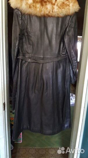 Пальто кожаное, женское, р. 46-48, черное