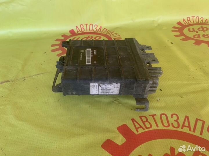 Блок управления двигателем Volkswagen Golf 3