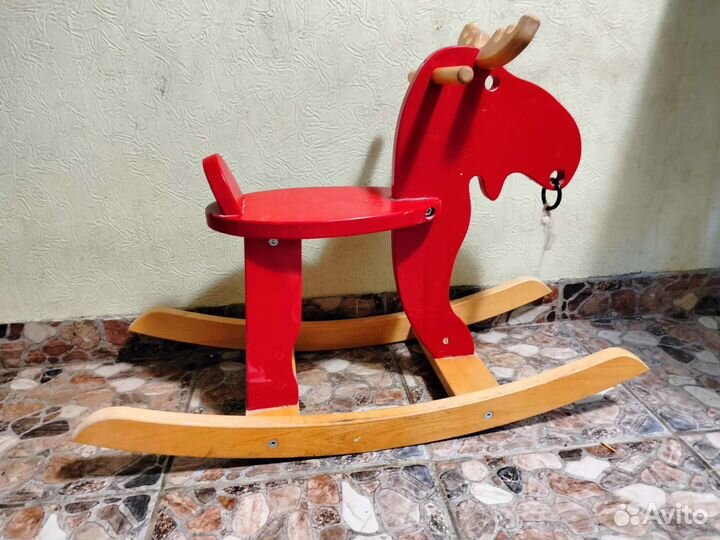 Олень качалка