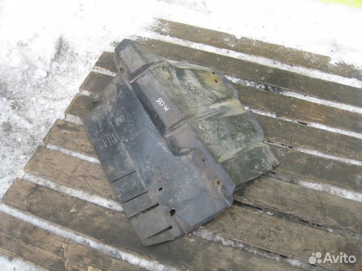 Крыло переднее правое передняя часть 81612300070 M