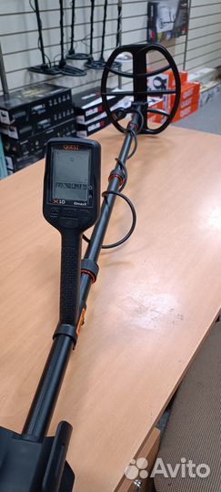 Металлодетектор Quest X10 IDmaxX