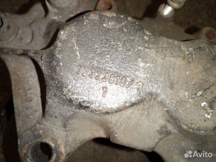 Суппорт передний правый Mercedes-Benz S-Class W140