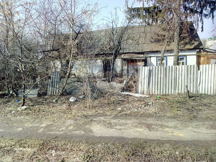 Дом 20 м² на участке 3,6 сот.