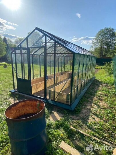 Грядки из лиственницы в теплицу