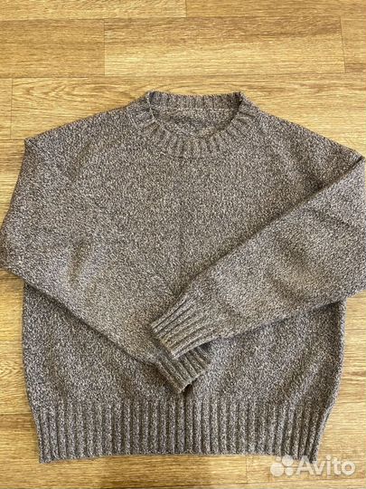 Свитер