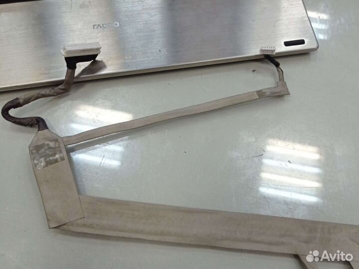 Шлейш матрицы B141EW04 v4