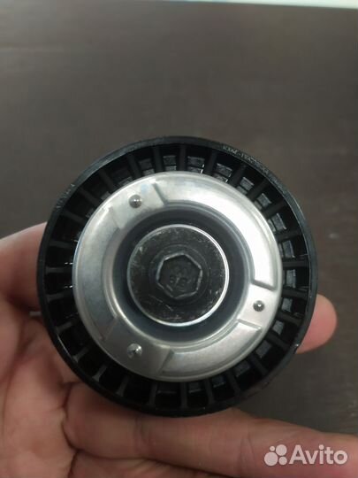 Ролик приводного ремня ford Mondeo (15) обводной