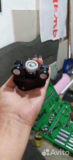 Ролик двери Пежо партнёр