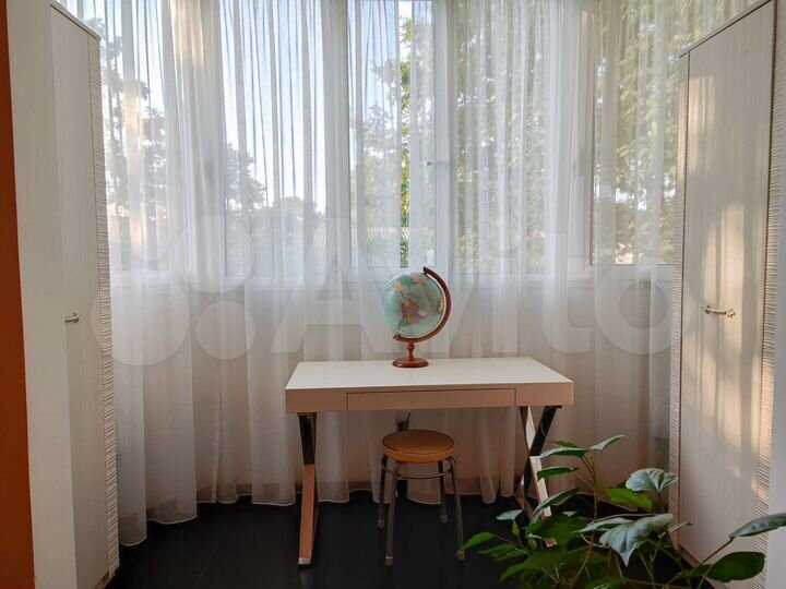 3-к. квартира, 106 м², 4/7 эт.