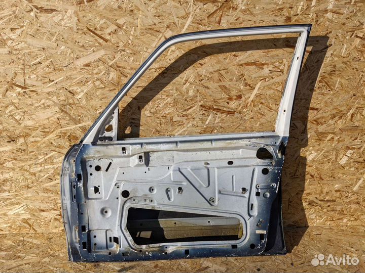 Дверь передняя правая mercedes w126