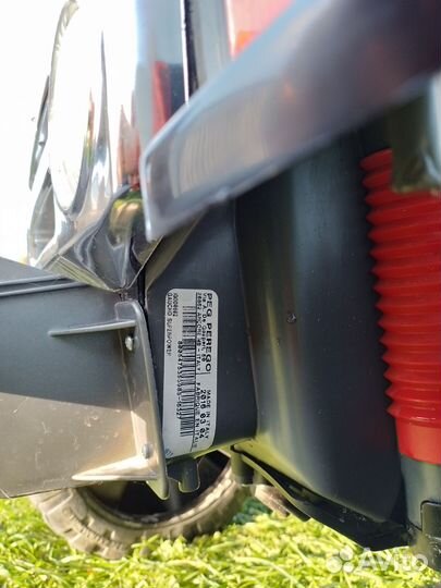 Детская машина на аккумуляторе PEG perego