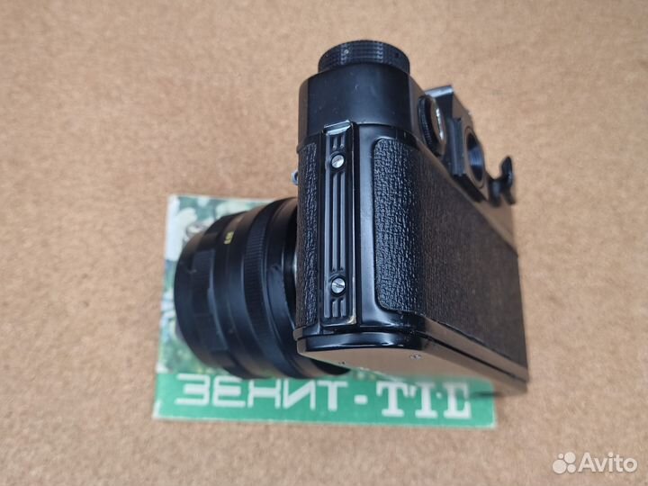 Плёночный фотоаппарат Zenit TTL с объективом Гелио