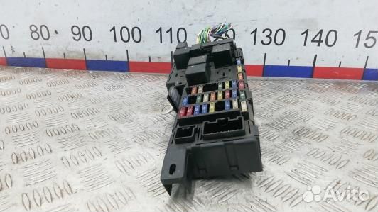 Блок предохранителей volvo S80 1 (NBE08M101)