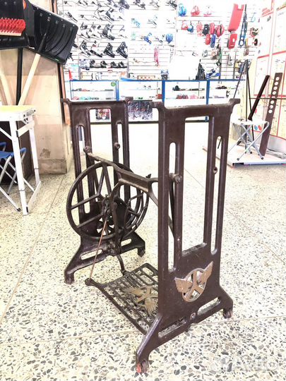 Станина от швейной машинки Китай 1960-е гг