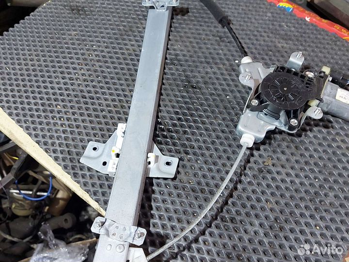 Стеклоподьемник передний левый для Hyundai Getz