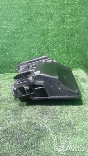 Корпус воздушного фильтра Renault Megane