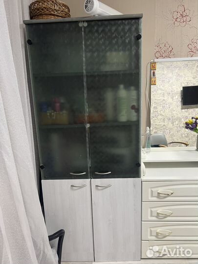 Офисные шкафы 3 штуки