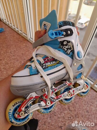 Продам роликовые коньки детские