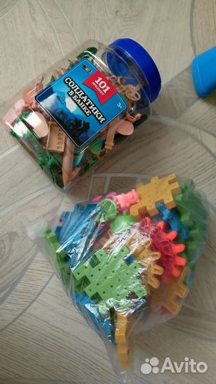 Игрушки мальбер, солдатики, конструктор