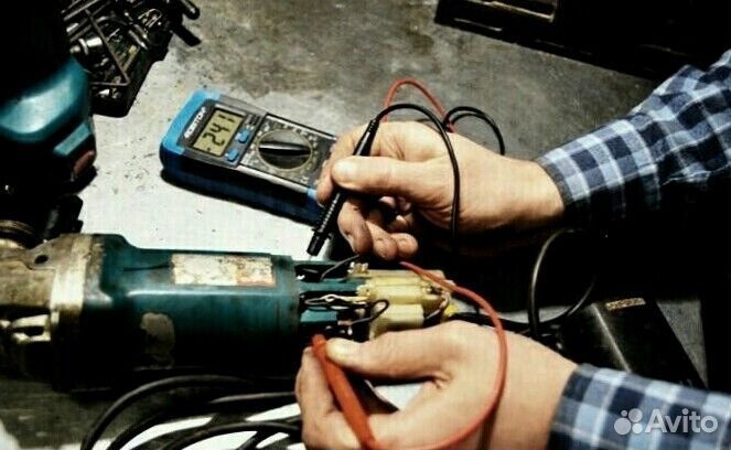 Помощник мастера / мастер