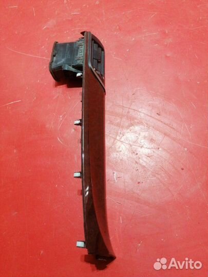 Дефлектор воздушный передний правый Toyota Camry