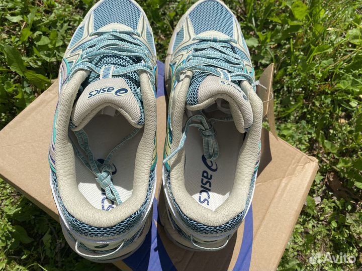 Кроссовки asics limited best kahana 8