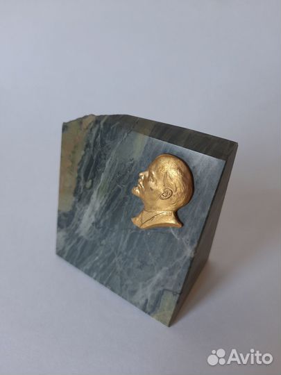 Барельеф Ленина на камне, СССР, 60-70 годы