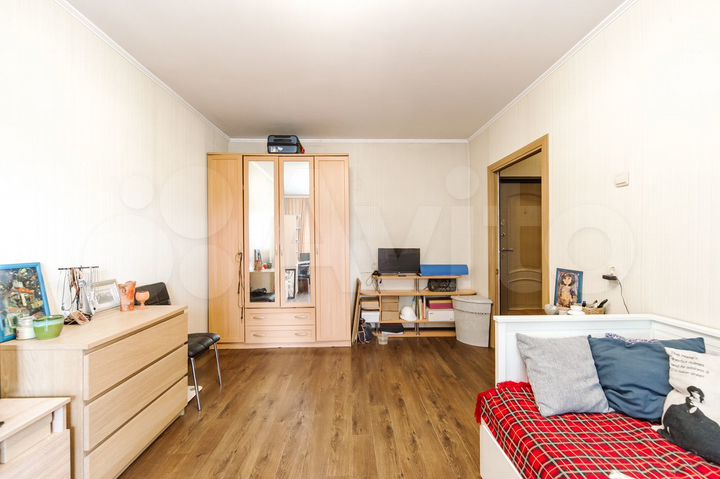 2-к. квартира, 53 м², 1/9 эт.