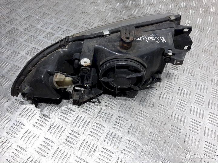 Фара Mitsubishi Carisma (1995-2004)